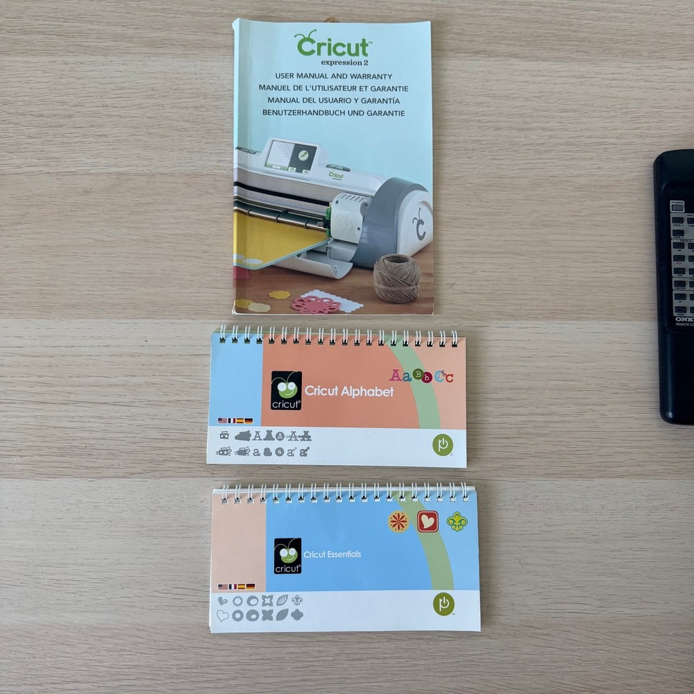 Cricut Expression 2 User Manual Alphabet and Essentials Handbook Set